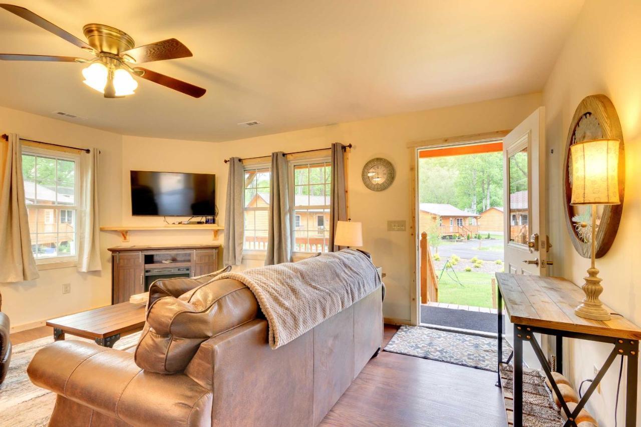 Cozy Cabin On Tuckasegee River - Near Bryson City Exterior foto